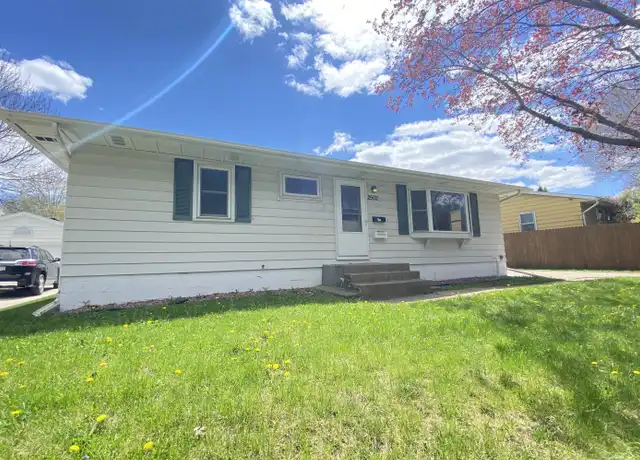 Property at 2502 24th Ave NW, Rochester, MN, 55901, 3 beds, 1 bath, [object Object]