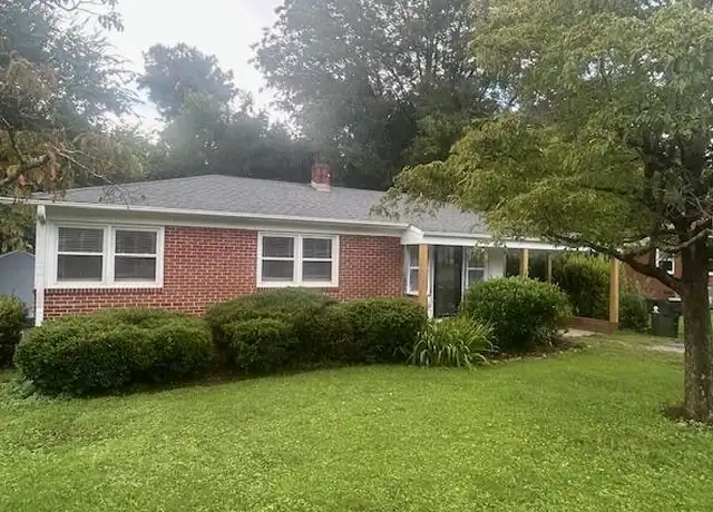 Property at 108 W Cornwallis St, Pittsboro, NC, 27312, 3 beds, 1 bath, [object Object]