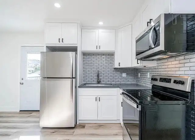 Property at 3968 Alabama St Unit 3, San Diego, CA, 92104, 1 bed, 1 bath, [object Object]