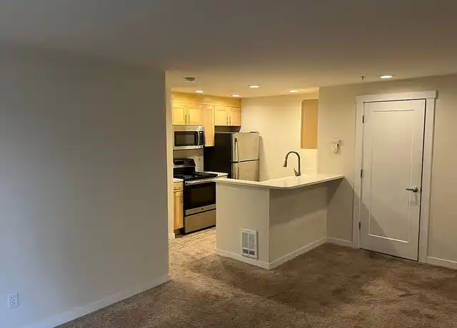 Property at Soundview Apartments - 4815 California Ave SW, Seattle, WA, 98116, 1 bed, 1 bath, [object Object]