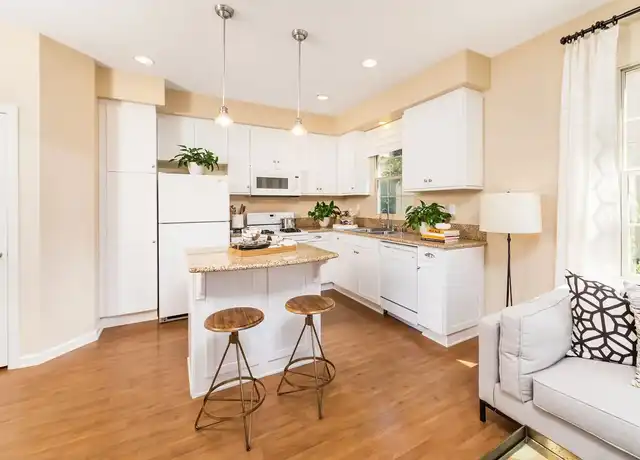 Property at Woodbury Place Apartment Homes - 100 Cantor, Irvine, CA, 92620, 1-2 bed, 2-2.5 baths, [object Object]