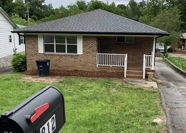 Property at 812 Poindexter Ave, Chattanooga, TN, 37412, 4 beds, 2 baths, [object Object]