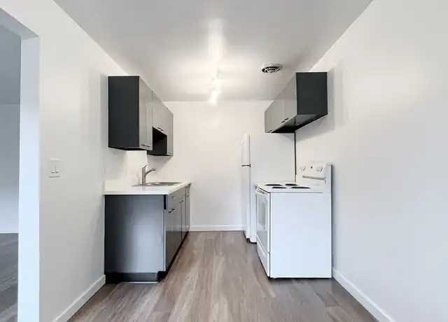 Property at 858 NE 67th St Unit 205, Seattle, WA, 98115, 1 bed, 1 bath, [object Object]
