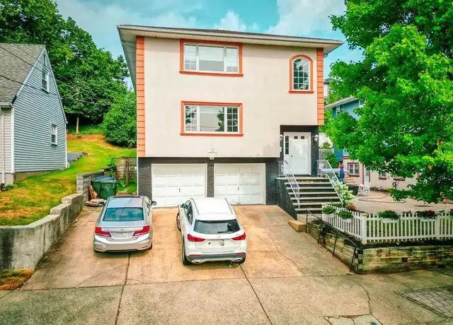 Property at 104 Eastern Way Unit FIRST FLOOR, Rutherford, NJ, 07070, 3 beds, 1 bath, [object Object]