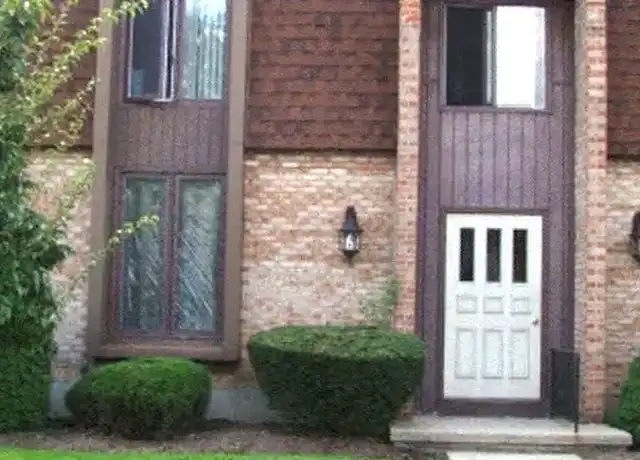 Property at 4 Charter Oaks Dr, Buffalo, NY, 14228, 2 beds, 1 bath, [object Object]