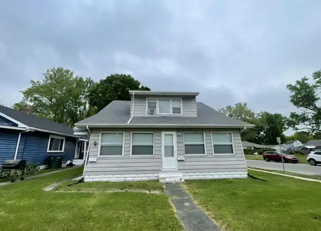 Property at 2304 E Memorial Dr Unit 1, Muncie, IN, 47302, 4 beds, 1 bath, [object Object]