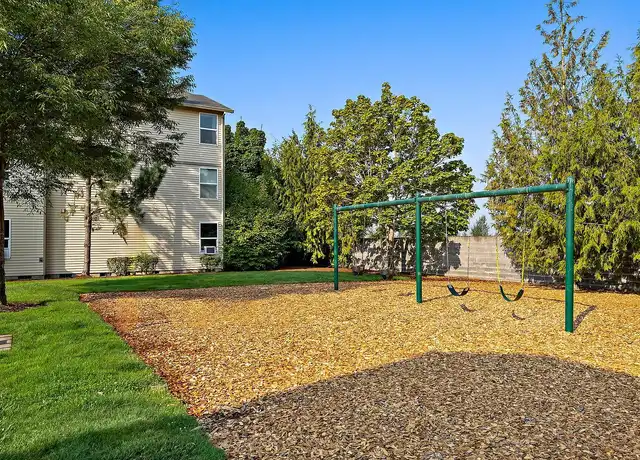 Property at Cascade Meadow - 311 S Evergreen Rd, Woodburn, OR, 97071, 1-2 bed, 1 bath, [object Object]