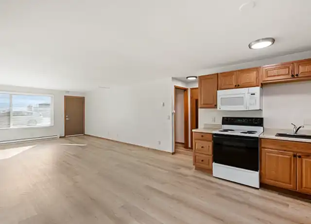 Property at Aloha House Apartments - 100 Aloha St, Seattle, WA, 98109, 1-2 bed, 1 bath, [object Object]