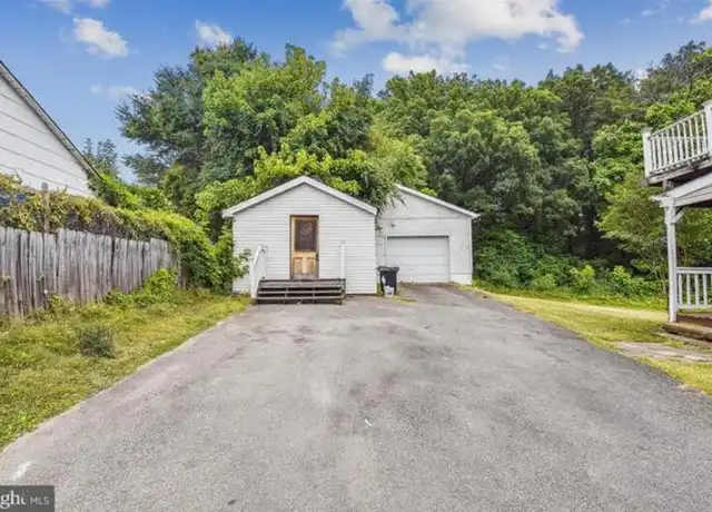 Property at 2905 Charleston Ave, Halethorpe, MD, 21227, 0 beds, 1 bath, [object Object]