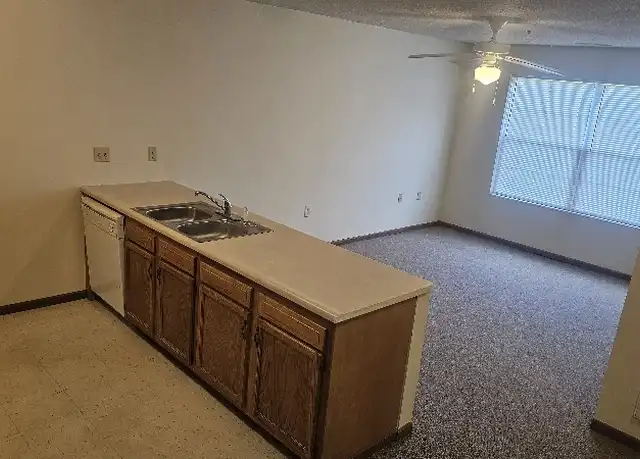 Property at 517 MacCorkle Ave Unit 208, St Albans, WV, 25177, 1 bed, 1 bath, [object Object]