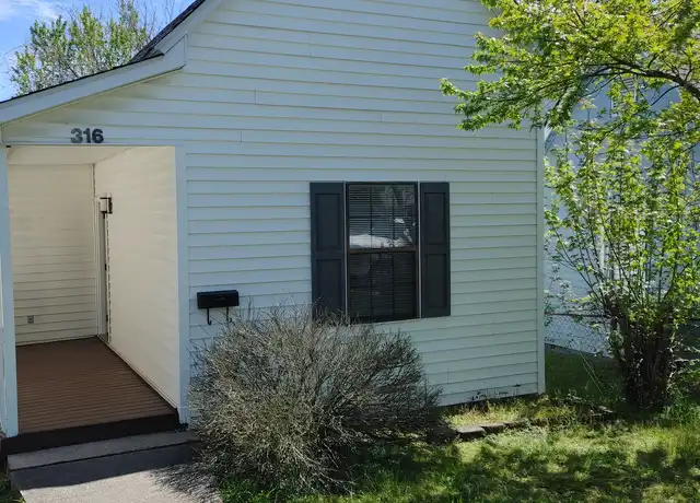 Property at 316 E Emerald Ave, Knoxville, TN, 37917, 2 beds, 1.5 baths, [object Object]