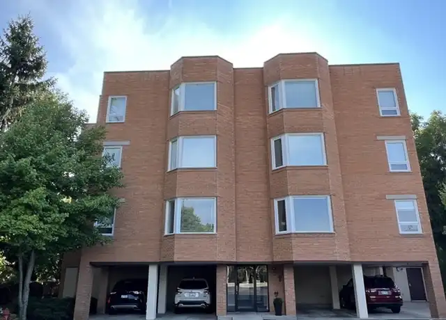 Property at 1635 N Milwaukee Ave #403, Libertyville, IL, 60048, 2 beds, 1 bath, [object Object]