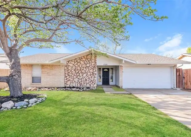 Property at 1702 Marblehead Dr, Lewisville, TX, 75067, 3 beds, 2 baths, [object Object]