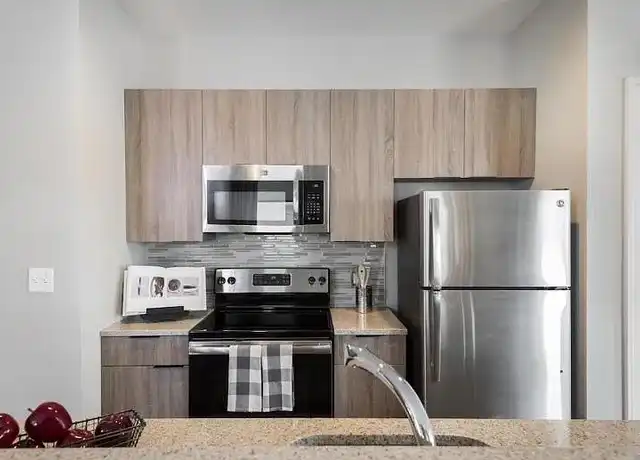 Property at The Residences at 300 St. Paul - 300 Saint Paul Pl, Baltimore, MD, 21202, 1 bed, 1 bath, [object Object]