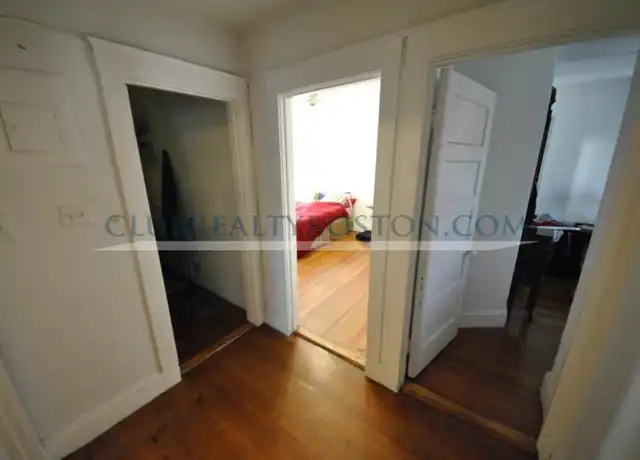 Property at 52 Montfern Ave, Brighton, MA, 02135, 2 beds, 1 bath, [object Object]