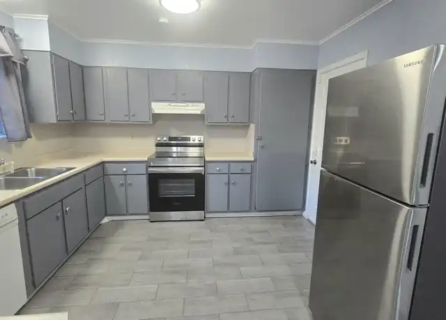 Property at 2219 Cedarcrest Ave, Baton Rouge, LA, 70816, 3 beds, 2 baths, [object Object]