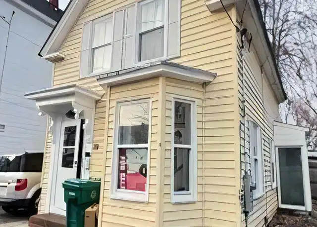 Property at 39 W L St, Lowell, MA, 01850, 3 beds, 1.5 baths, [object Object]