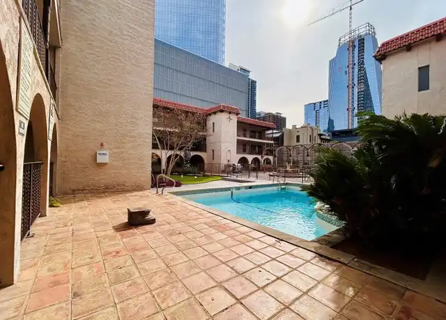 Property at 505 W 7th St #207, Austin, TX, 78701, 1 bed, 1 bath, [object Object]