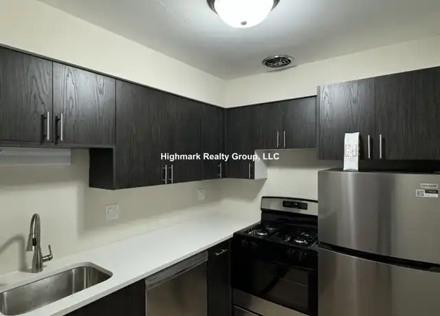 Property at 6011 N Winthrop Ave Unit 302, Chicago, IL, 60660, 1 bed, 1 bath, [object Object]