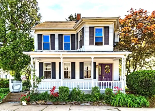 Property at 949 Vine St, Danville, PA, 17821, 3 beds, 2 baths, [object Object]