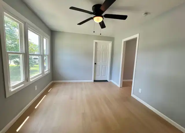 Property at 239 SE 48th St, Oklahoma City, OK, 73129, 3 beds, 1 bath, [object Object]