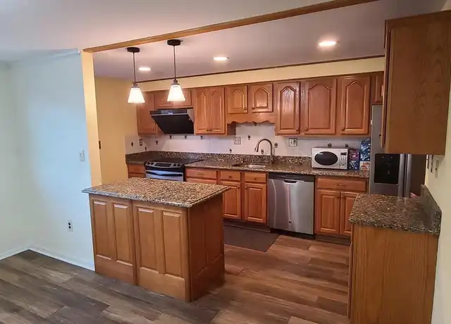 Property at 1011 Regina Dr, Halethorpe, MD, 21227, 3 beds, 1.5 baths, [object Object]