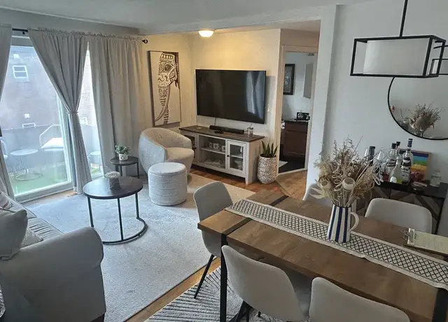Photo of 485 Pleasant St, Melrose, MA 02176