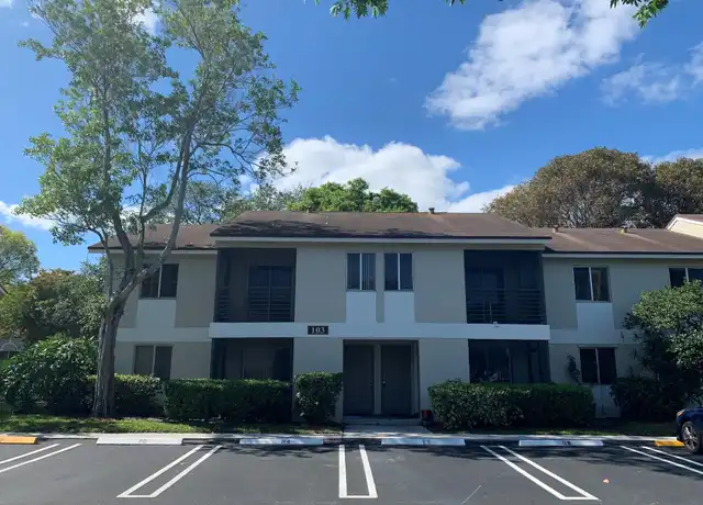 Property at 103 Gardens Dr #202, Pompano Beach, FL, 33069, 2 beds, 1 bath, [object Object]