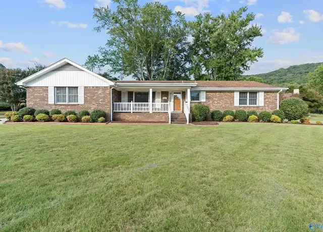Property at 12017 Camelot Dr SE, Huntsville, AL, 35803, 3 beds, 2 baths, [object Object]