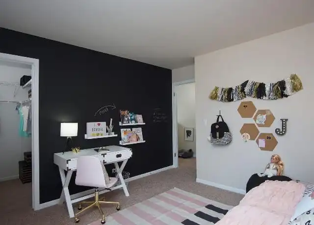 Property at 1637 Westminster Dr, Naperville, IL, 60563, 1 bed, 1 bath, [object Object]