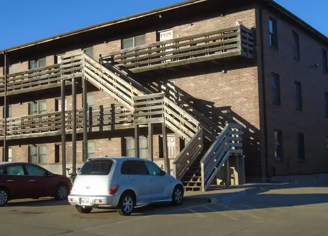 Property at 1838 Anderson Ave Unit 8, Manhattan, KS, 66502, 4 beds, 2 baths, [object Object]