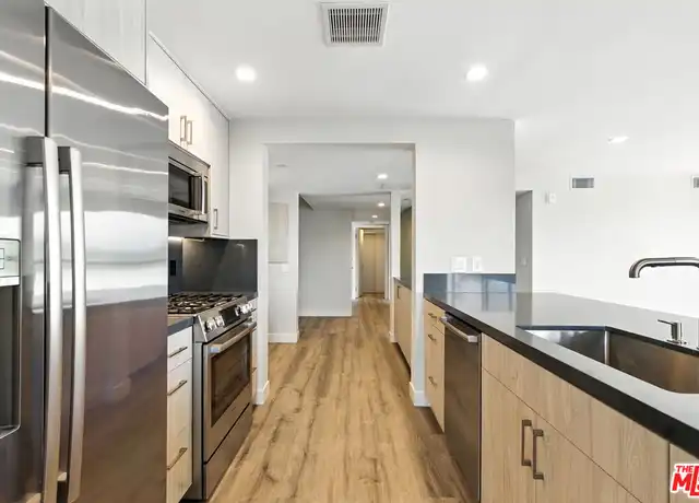 Property at 10951 National Blvd #303, Los Angeles, CA, 90064, 2 beds, 2.5 baths, [object Object]