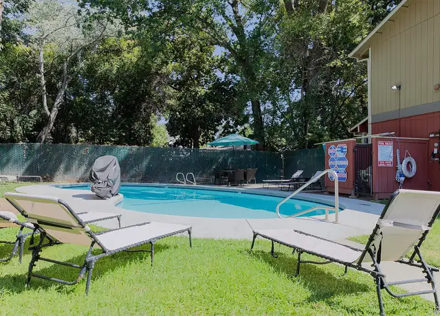 Photo of 581 Pomona Ave, Chico, CA 95928