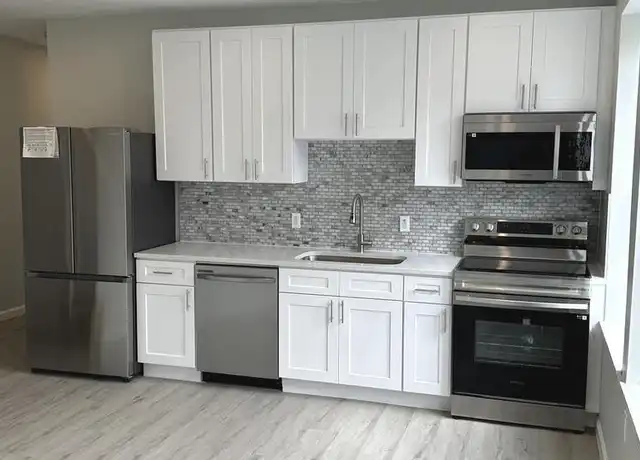 Property at 6035 Germantown Ave Unit 3R, Philadelphia, PA, 19144, 2 beds, 1 bath, [object Object]