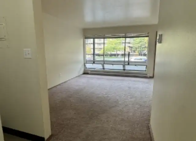 Property at 4120 11th Ave NE Unit 106, Seattle, WA, 98105, 1 bed, 1 bath, [object Object]