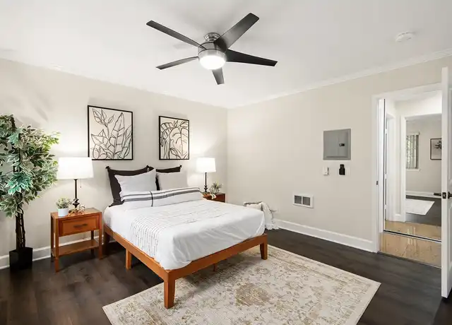 Property at 8660 Via Mallorca Unit E, La Jolla, CA, 92037, 1 bed, 1 bath, [object Object]