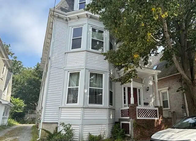 Property at 46 Lee Ave Unit 1, Newport, RI, 02840, 2 beds, 1 bath, [object Object]