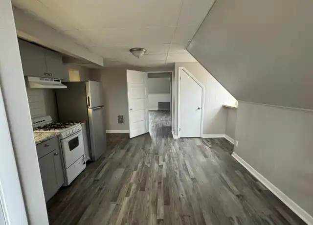 Property at 326 S Graham St Unit A-4, Pittsburgh, PA, 15232, 1 bed, 1 bath, [object Object]