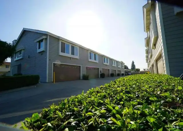 Property at 15712 S B St, Tustin, CA, 92780, 2 beds, 2 baths, [object Object]