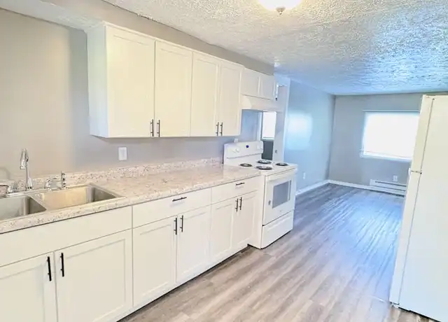 Property at 705 S Courtland Ave, Kokomo, IN, 46901, 1 bed, 1 bath, [object Object]