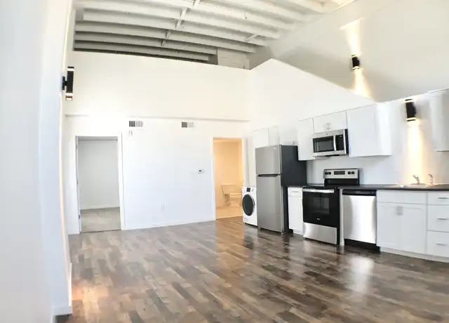 Property at 401 Charlotte St Unit 104, Kansas City, MO, 64106, 2 beds, 1 bath, [object Object]
