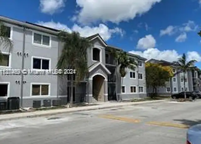 Property at 15440 SW 284th St, Homestead, FL, 33033, 1 bed, 2 baths, [object Object]
