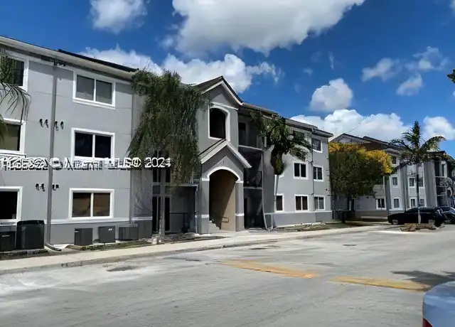 Property at 15440 SW 284th St, Homestead, FL, 33033, 1 bed, 2 baths, [object Object]