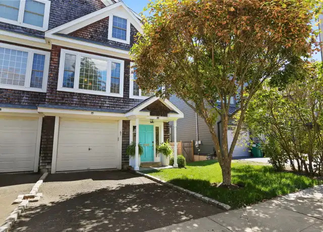 Property at 67 Thorpe St #67, Fairfield, CT, 06824, 3 beds, 3.5 baths, [object Object]