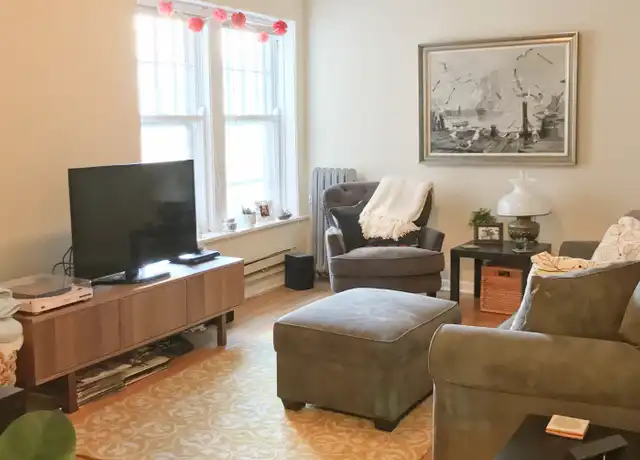 Property at 411 Beloit Ave Unit 1B, Forest Park, IL, 60130, 1 bed, 1 bath, [object Object]