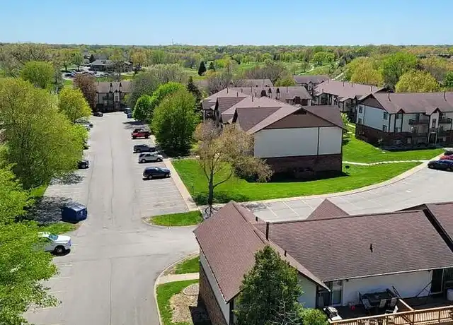 Property at Chateau Knoll - 2900 Middle Rd, Bettendorf, IA, 52722, 1 bed, 1 bath, [object Object]