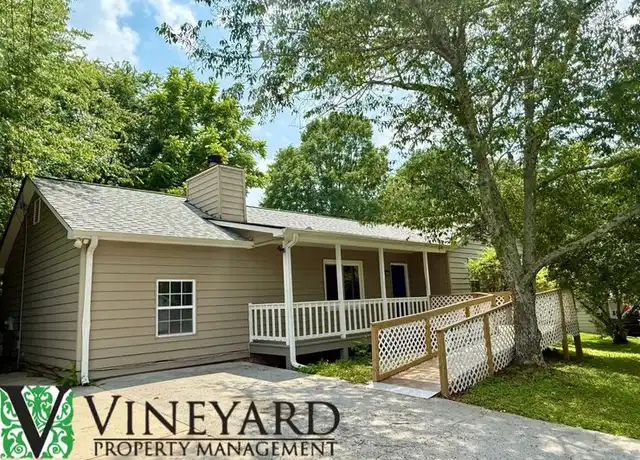 Property at 1194 Broward Dr NE, Marietta, GA, 30066, 3 beds, 2 baths, [object Object]