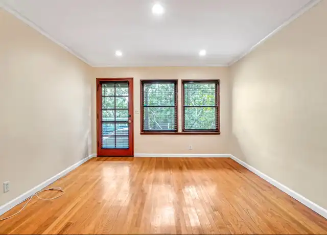 Property at 1330 10th St Unit B, Santa Monica, CA, 90401, 1 bed, 1 bath, [object Object]