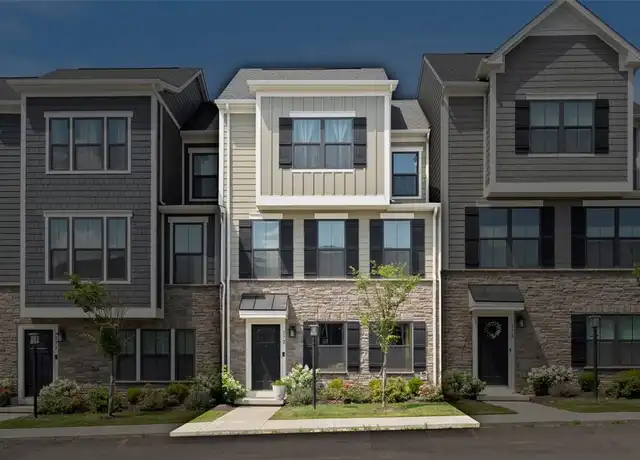 Property at 172 Marketplace Ave, Coraopolis, PA, 15108, 3 beds, 2.5 baths, [object Object]