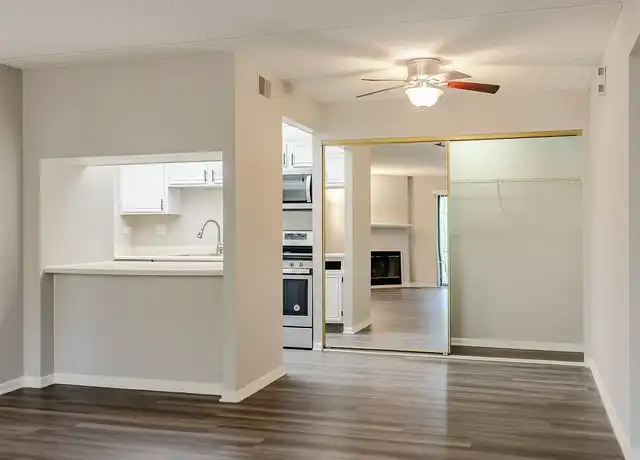 Property at Willows of Wheaton - 2019 N Main St, Wheaton, IL, 60187, 1-3 bed, 1-2 bath, [object Object]